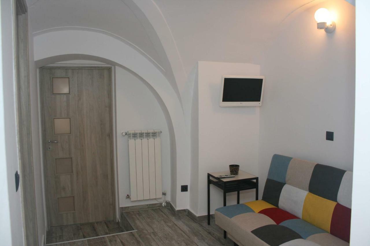 Amedeea'S Apartment Sibiu Exterior photo